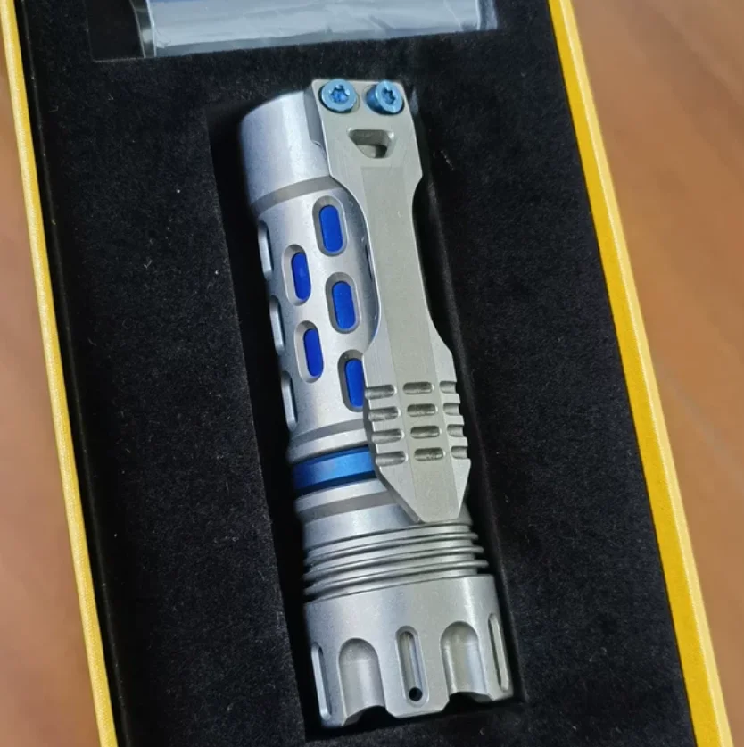 Used EDC HTP TC21 titanium alloy flashlight Outdoor Tools Strong Light Torch Lamp Decompression Toy