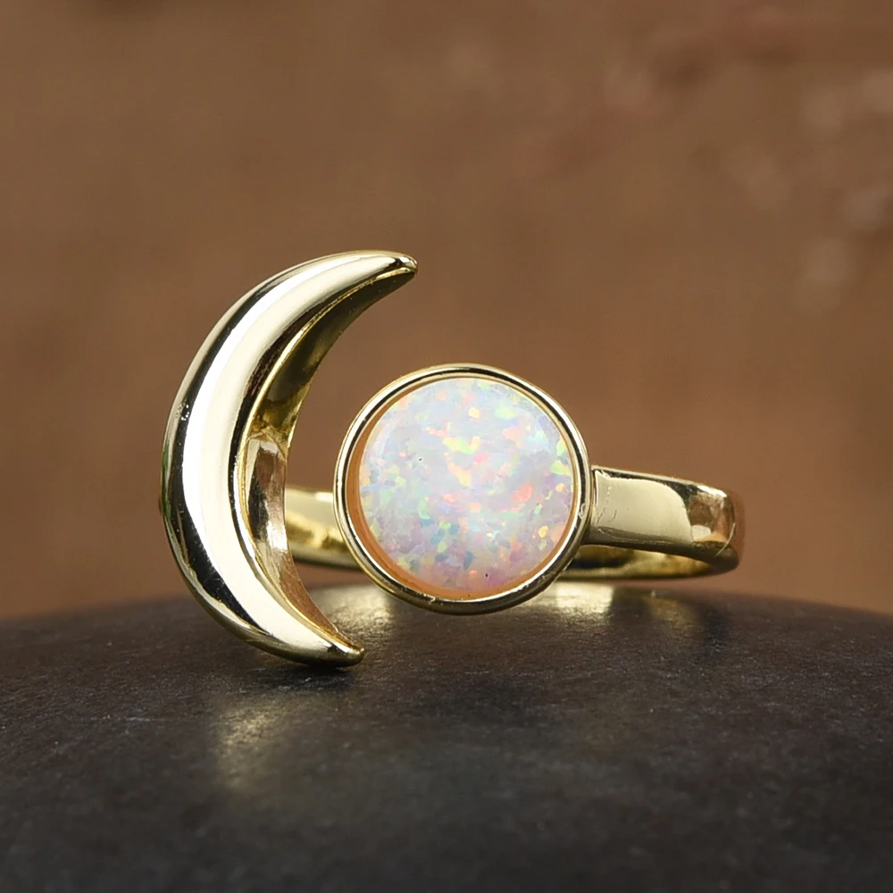 Elegant Moon Shaped Metal Rings Natural Opal Adjustable Ring for Women Girls Anniversary Jewelry Gift Accessories