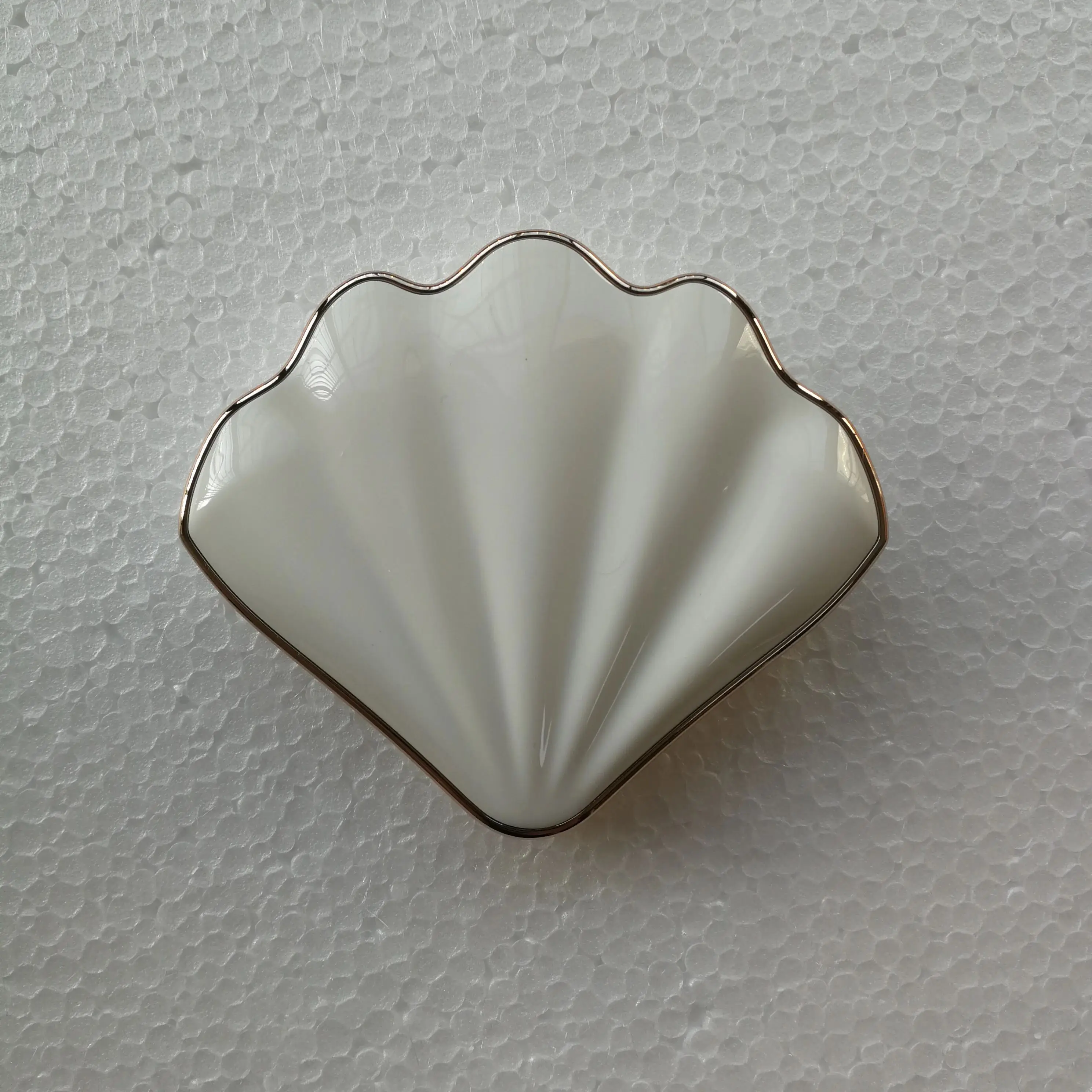 10-color-private-label-highlighter-pressed-powder-custom-logo-shell-like-finish-natural-nude-makeup-shimmer-brightening-makeup