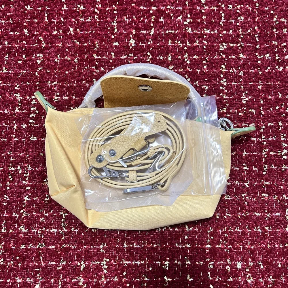 1 セットの高品質 LC 女性用防水ナイロンショルダーバッグファッション取り外し可能なハンドバッグミニバッグ 20*5*11 センチメートル