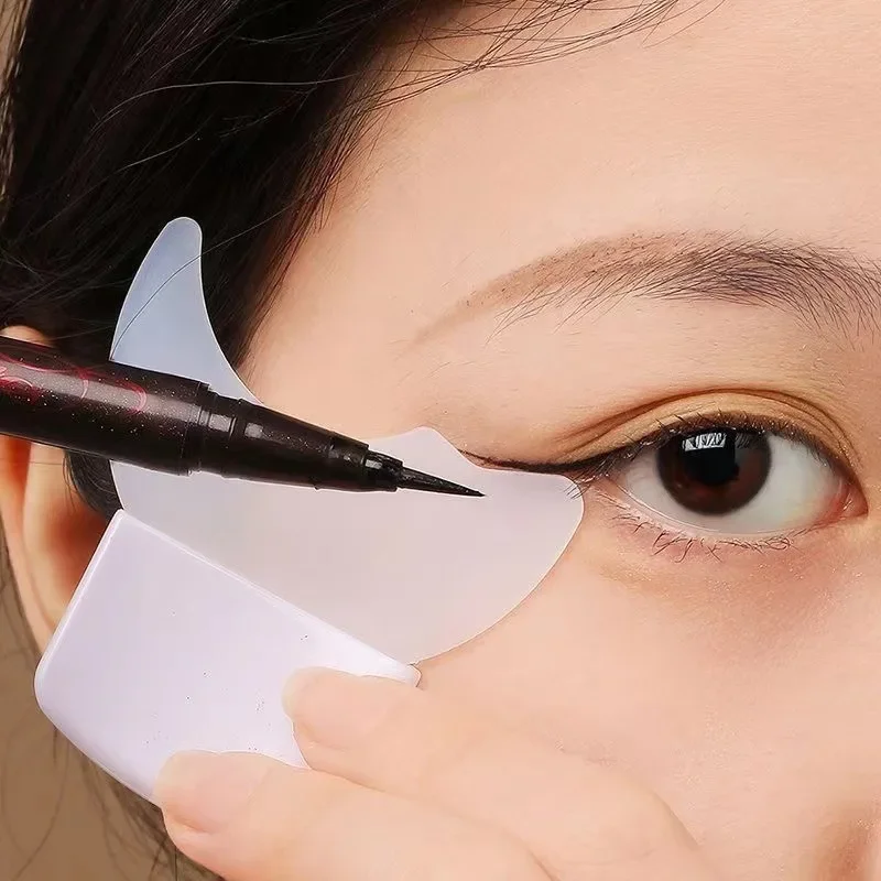 Großhandel multifunktionale Eyeliner Schablone Flügel Tipps Silikon Eyeliner Hilfe Zeichnung Lippenstift Tragen Hilfe Wiederverwendbare Make-Up-Tools – Detail 21
