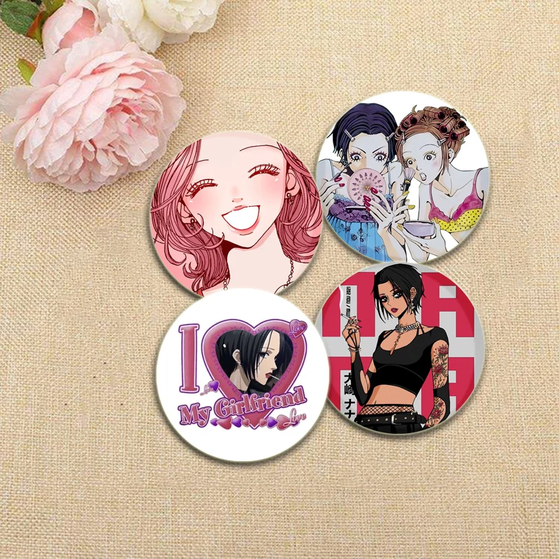 Anime Nana Osaki Ai Yazawa Spille Cartoon Cosplay Distintivo sullo zaino Accessori per gioielli Regali Stampa HD Perni rotondi in smalto