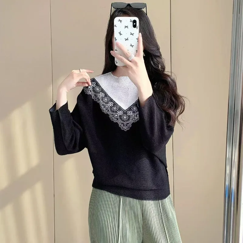 

Autumn New Patchwork Pleated Long Sleeved T-shirt Comfortable and Casual Loose Base Shirt Printed Loose Top