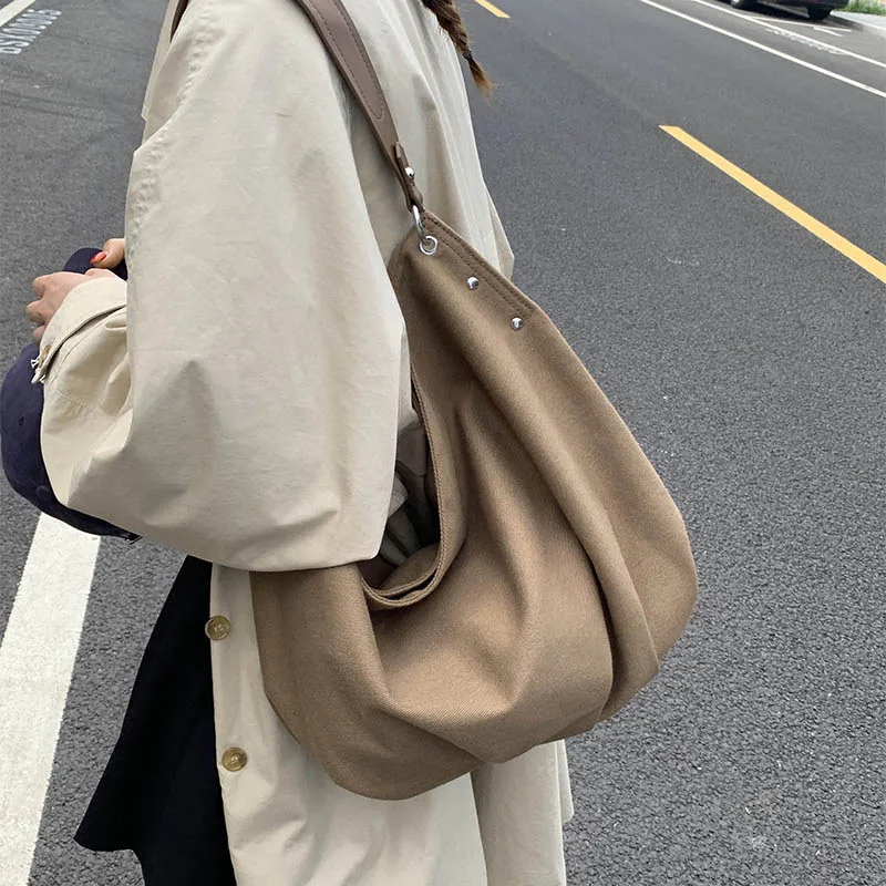 

Large Capacity Canvas Tote Bag Women's 2025 Autumn New Trend Lightweight Foreign Style Shoulder Messenger Bag