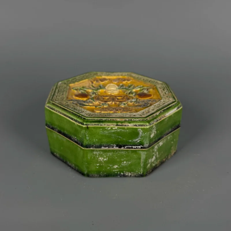 Antique ceramic exquisite relief flower pattern hexagonal ink box powder box folk art collection decoration box