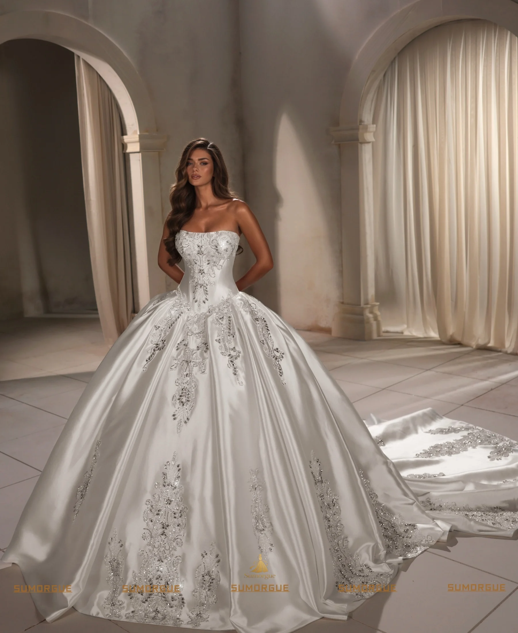 Wedding Dress Strapless Satin Bridal Gown Handmade Beaded Embroidery Puffy Ballgown Train Highend Customized Vestido De Noiva
