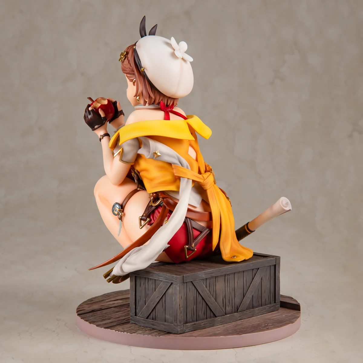 متوفر في المخزون ألعاب Koei Tecmo الأصلية المطلية مسبقًا KT Model+ Atelier Ryza 2 Ushinawareta Denshou To Himitsu No Yousei Reisalin Stout #4