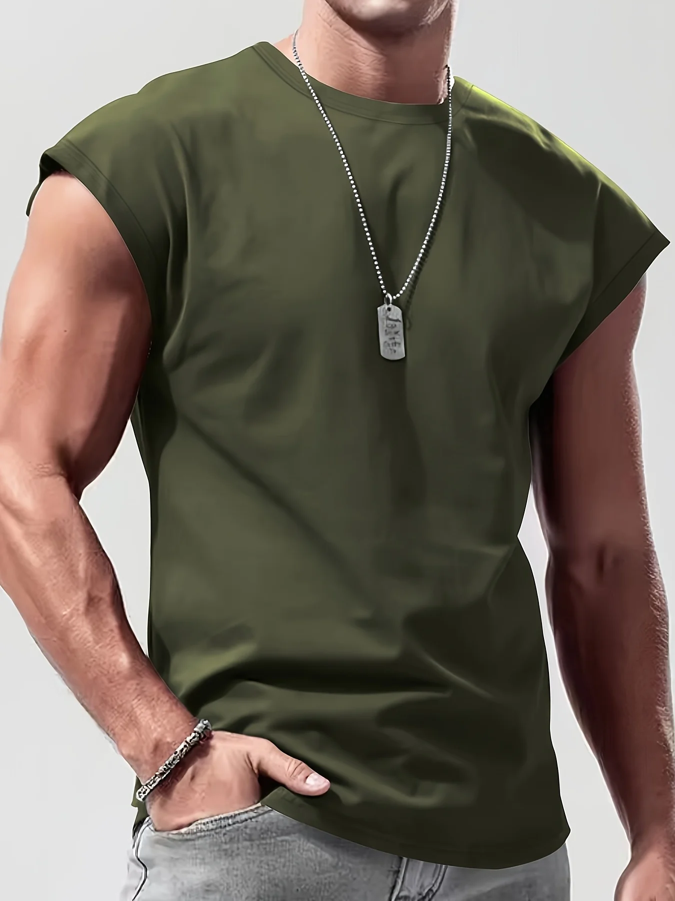 Men'S Summer Solid Color Sleeveless Tank Top Breathable Suitable for Casual Sports Versatile Style image 4