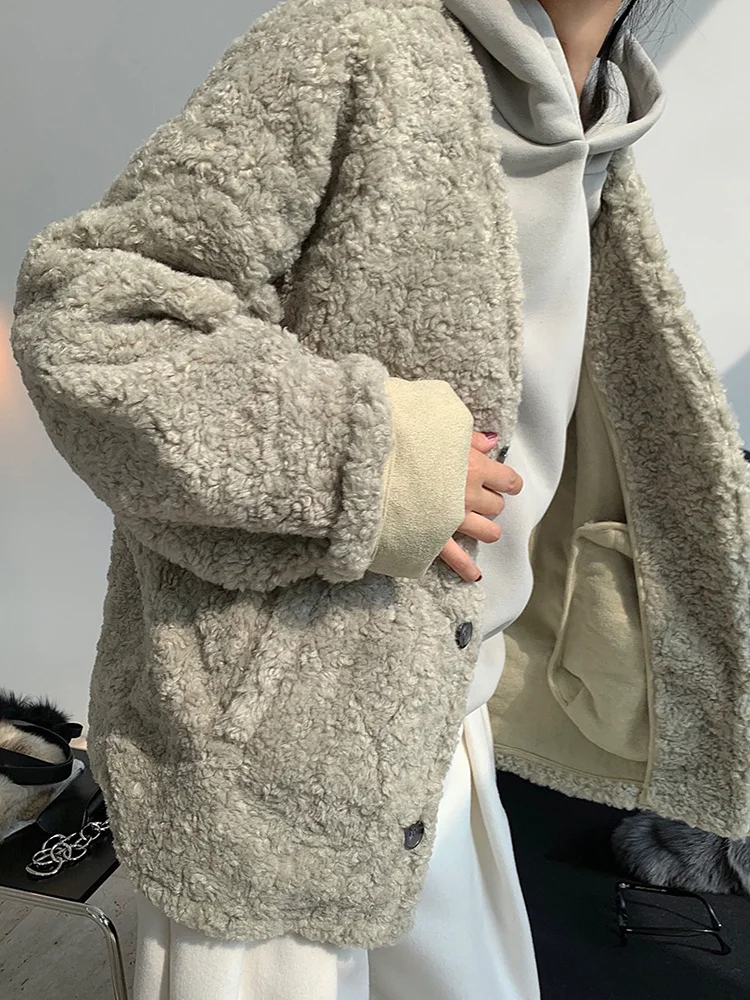 

Loose Fit Green Lambswool Big Size Thick Jacket New V-neck Long Sleeve Women Coat Fashion Tide Spring Autumn 2022 C772