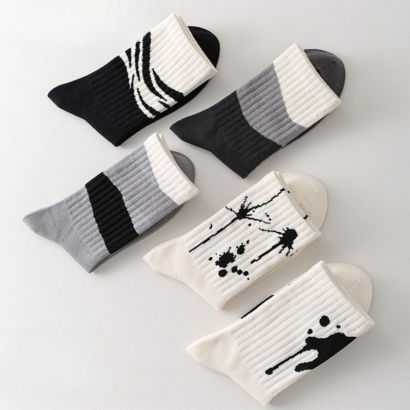 5 Paar geruchshemmende, schweißabsorbierende mittlere Röhrensocken mit Tinte für Freizeitsport, vielseitige, einfache, bequeme Mid-Tube-Socken