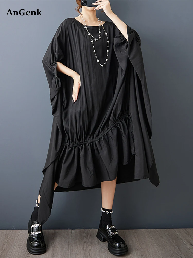 Image of Schwarzes Vintage-Kleid mit unregelmäßigen Falten für Damen, Sommer 2026, Neu, Fledermausärmel, lockeres Freizeitkleid, modische Kleidung