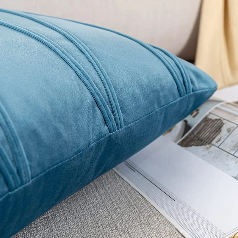 Inyahome  Decorative Plush Velvet Throw Pillow Covers Sofa Accent Couch Pillows for Bed Living Room Square Pillow Cases