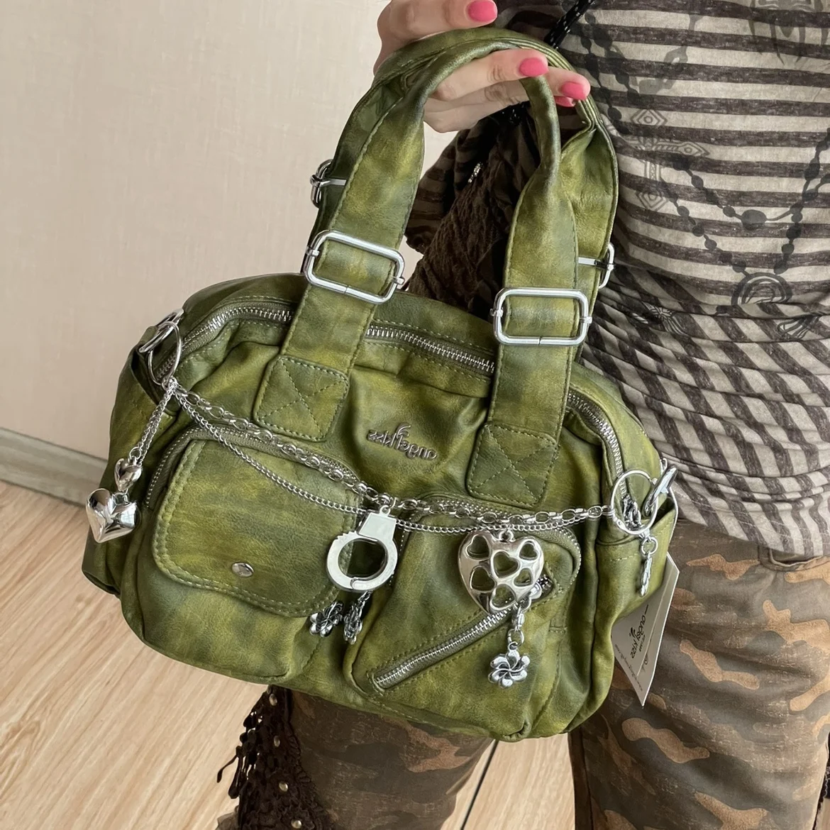 

Niche Designer Brand New High Quality Retro Made Old Handbag Female Large Capacity Single Shoulder Bag Casual Soft Leather