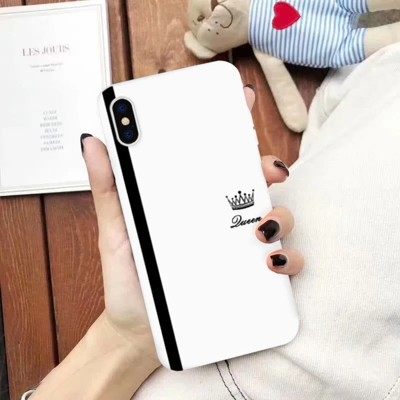 King Queen Lovers Couple Phone Case for IPhone 15 14 12 13 11 Pro Max X XR XS MAX 7 8 14Plus SE20 Black White Silicon Soft Cover