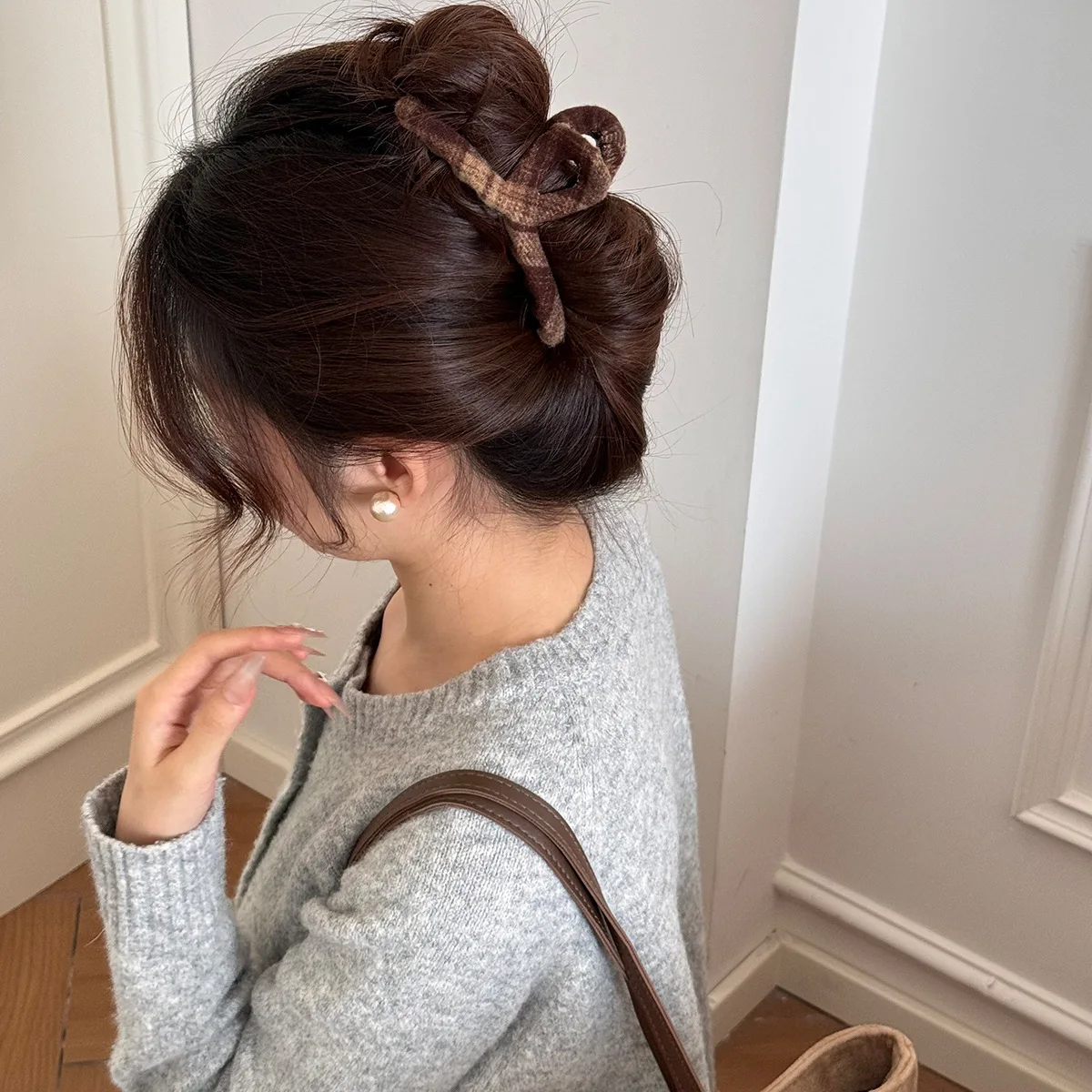 Autumn Winter Gradient Cross Hair Claw Korean Women Girls Back Head Shark Clip Simple Temperament Ponytail Clip Hair Accessories