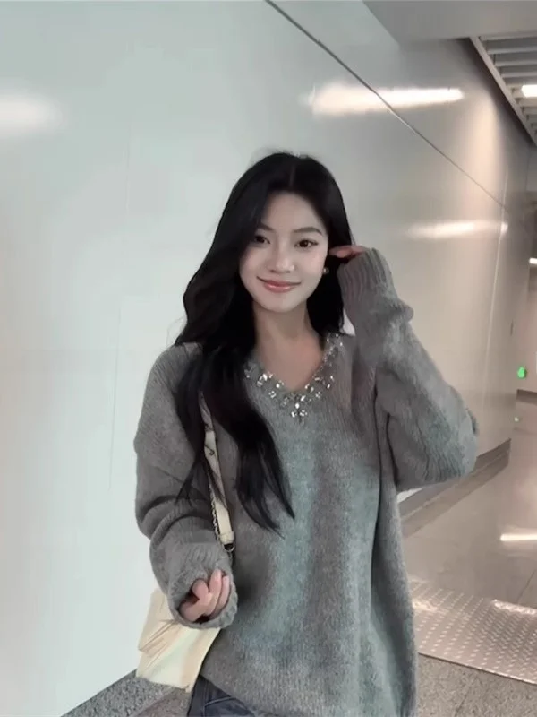 

Korean Retro Gentle Heavy-Du Nail Long Sve V-Ne Sweater Women's Winter Loose Versatile Knitted Top Commute Sle