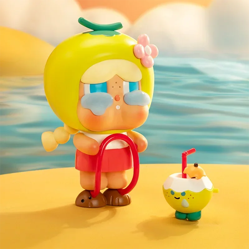 POP MART Crybaby Coconut Green Figurka Kolekcjonerska z Kartą do Zawieszenia Seria Lalek Blind Box Torebka Niespodzianka Zabawki Lalka Śliczna Figurka Anime Kolekcja