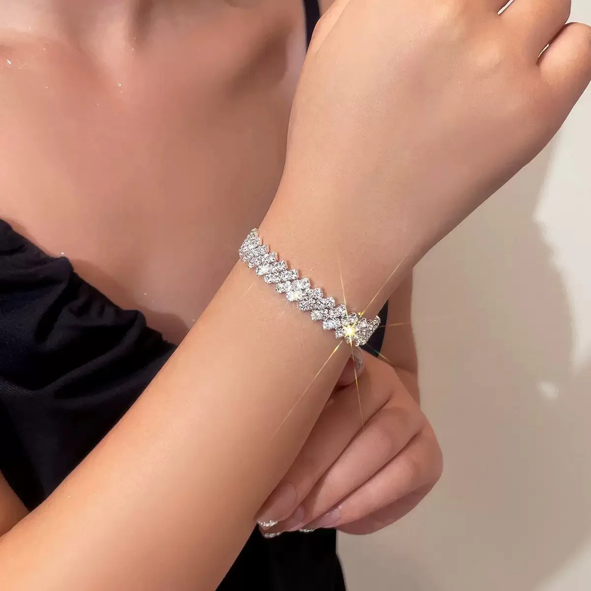 TREAZY Elegant Silver Color Crystal Bracelets for Women Waving Bridal Bracelets & Bangles Wedding Engagement Jewelry Gift