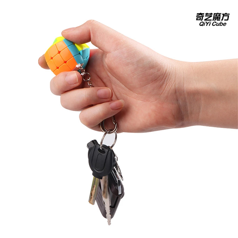 QiYi-Mini Gear Cube Keychain حلقة مفاتيح مكعب ، هرم سينجسو ، ألعاب ألغاز ، إكسسوارات ألعاب للحقيبة المدرسية ، هدية ، 3 × 3 × 3 × 3 ، 35