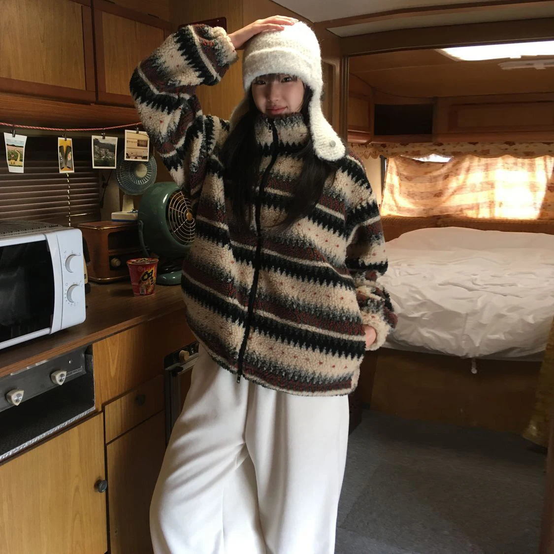 한국 스타일 겨울 아우로라 레트로 페어 아일 노르딕 스탠드 칼라 양털 안감 따뜻한 여성용 재킷