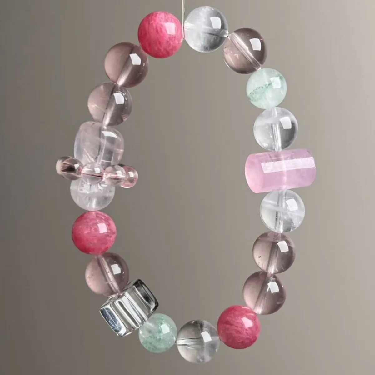 

Natural Duobao Crystal Bracelet Pink Crystal White Crystal Fashion Light Luxury Women's Bracelet Gift