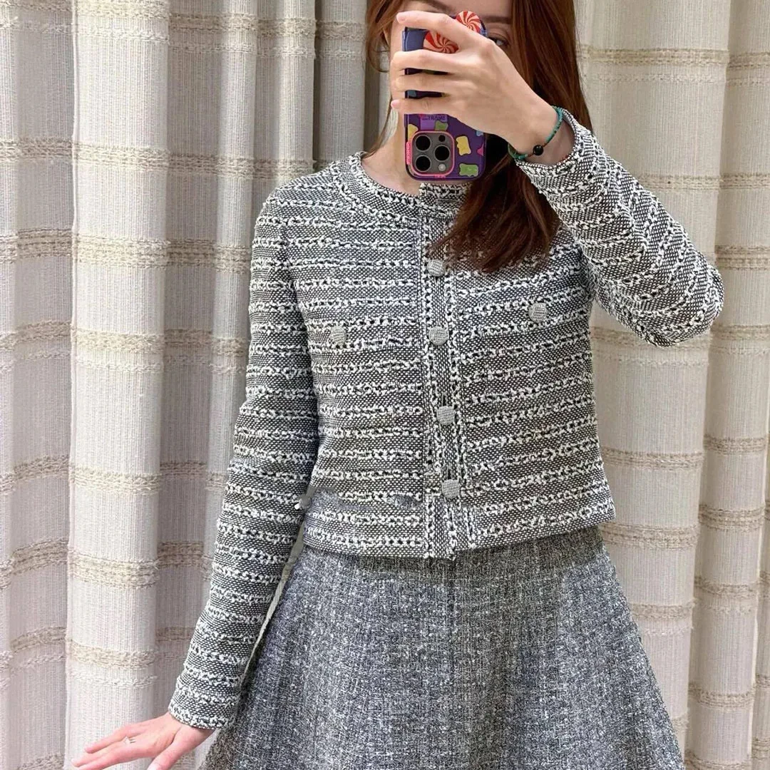 Luxury Runway Fashion Black Stripes Tweed Jacket Women Vintage O-neck Long Sleeve Single Breasted Pockets Sweet Short Coat