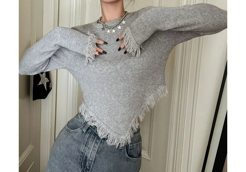

Autumn and Winter Design Sense Round Neck Fringed Irregular Long-sleeved T-shirt Women's Slim Short Autumn Top