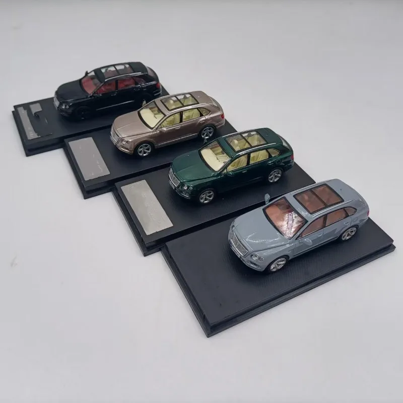 

Simulated Alloy Car Model New Finished Static Collection Ornament Brand New Simulated Car Model with Packaging
