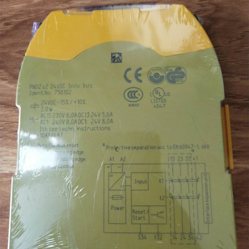 Brand New For Pilz 750102 PNOZ s2 24VDC 3 n/o 1 n/c Safety Relay Control Module