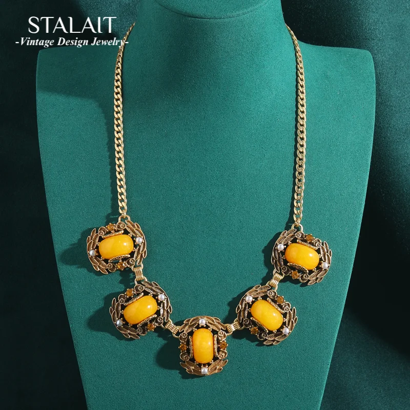 

Vintage Choker Necklace Antique Flower Yellow Square Stone For Woman Natural Pendant Jewelry Evening Party Outfits High Quality