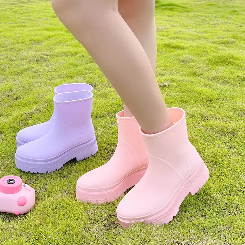 New Women Fashion Colorful PVC Rain Boots Waterproof Woman Outdoor Rainboots Platfor Heels Female Water Shoes Wellies Boots