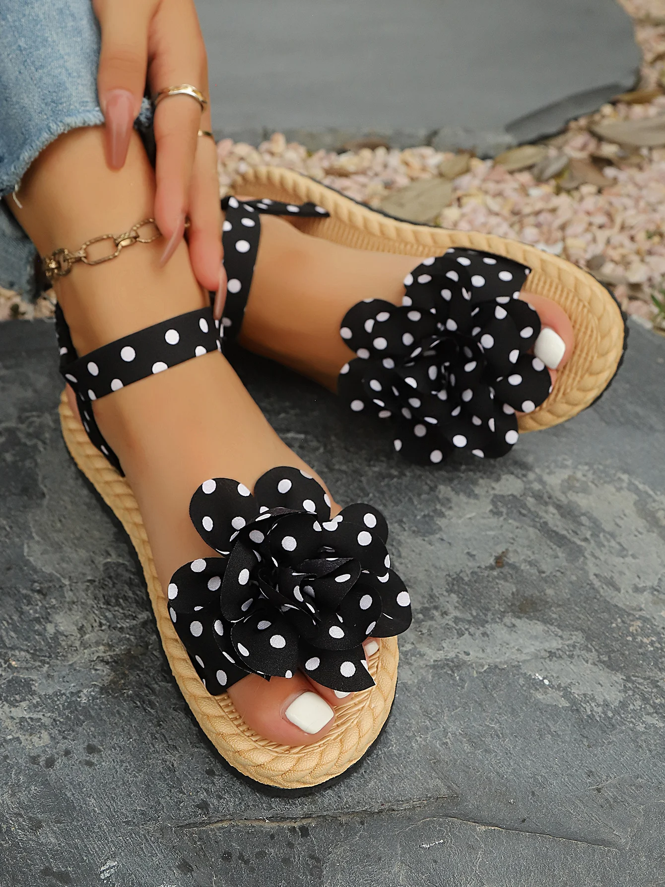 Flache Sandalen zum Hineinschlüpfen mit Schleife, Polka-Dot-Muster, weicher Boden, bequeme flache Schuhe für den Strandurlaub, Damen-Freizeitschuhe – Detail 4