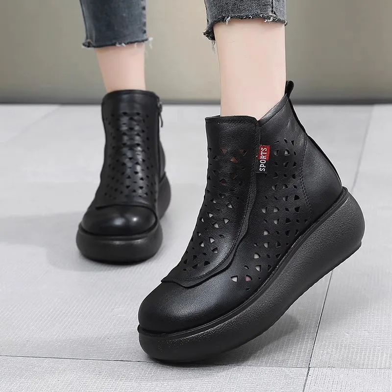 

GKTINOO/новые женские ботильоны из натуральной кожи на танкетке; Летняя обувь на платформе; Красивые дышащие ботинки в стиле ретро с вырезами и молнией сзади