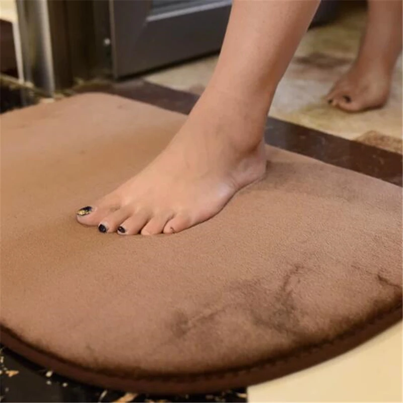 High Quality Semi-circular Bathroom Anti Slip Floor Mat Simple Style Solid Color Home Floor Mat New Wash Room Decor Floor Mat