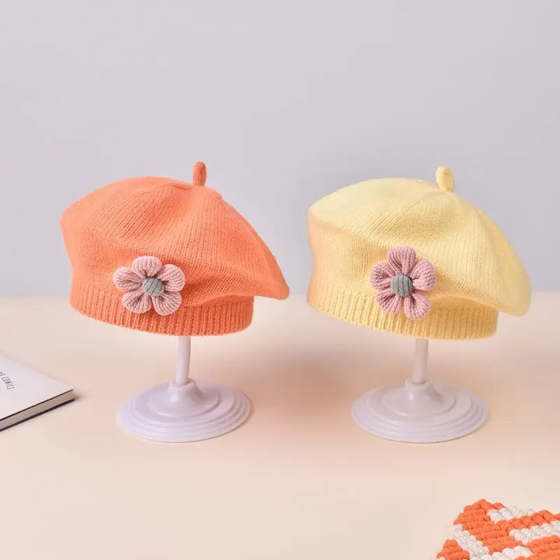 Neonate Autunno Inverno Cappello Fiore carino Berretto Bambino lavorato a maglia Artista Cappello Bambini Berretto di lana per neonato 6-12 mesi Casa all'aperto