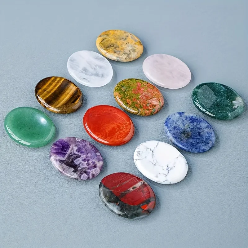 Sorgenstein, Amethyst, Rosenquarz, handgeschnitzter Reißstein, Taschenmeditation, ovaler Kristall, natürliche Vitalität, Entspannung, Palmenstein – Detail 3