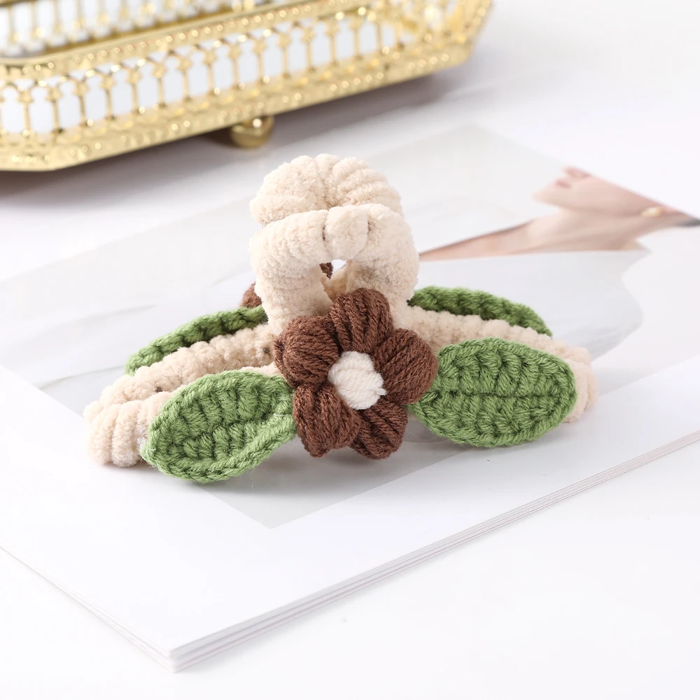 AWAYTR Women Flannelette Wrapped Hair Claw Clip Wool Flower Hair Claws Hairpins Girl Shark  Korean Fashion Hair Accessories Gift