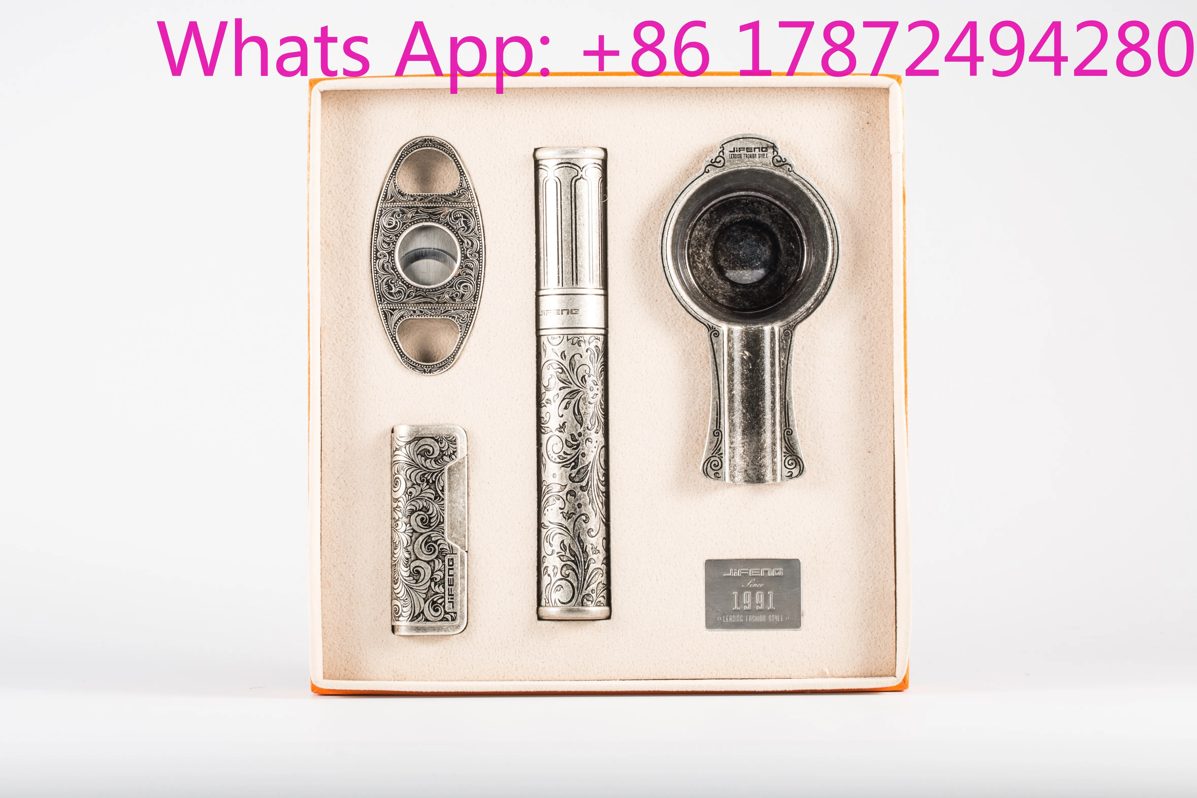 OEM High Quality Multifunction Cigar Accessories with Lighter and Cutter Professional Office Cigar Accessories Set