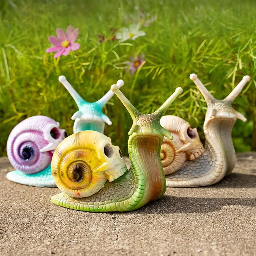 Cute Halloween Outdoor Garden Statue Gothic Snail Skull Skeleton Snail Resin Crafts for Home Garden Patio