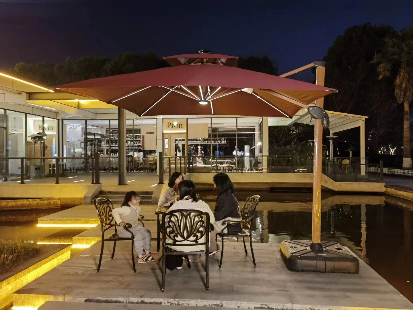 Cantilever Garden Custom Wholesale Parasol Large Patio Outdoor Umbrellas Led For Big Patios With Stand