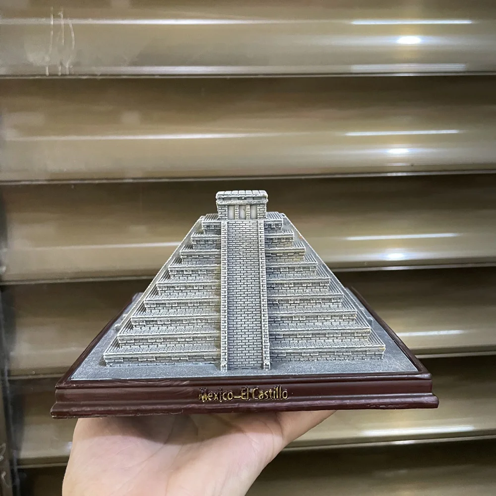World Famous Building Mexico EI Castillo Maya Civilización Civilization Pyramid Statue Miniature Model Craft Figure
