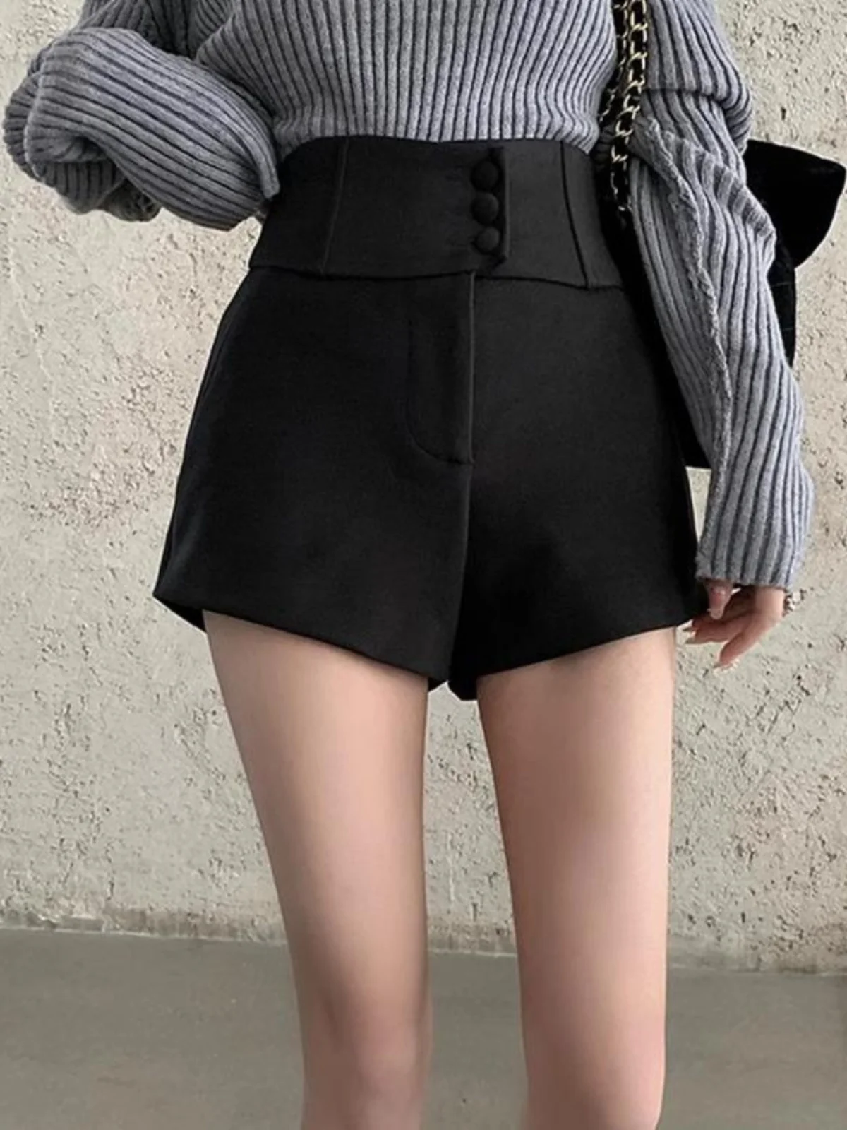

Black High Waist Slimming Wrap around Woolen Short Pants for Women Commute Style Autumn Winter New Arrival Versatile Wide Leg...