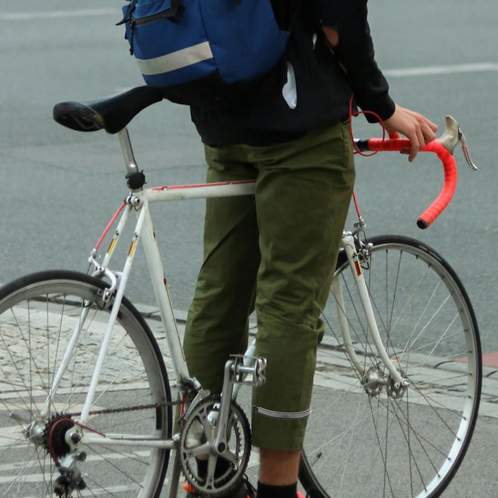 2 قطعة مشبك بنطلون ركوب الدراجات عاكس الدراجة السراويل حزام أربطة السلامة ليلة ركوب دراجة اكسسوارات الدراجات بنطلون كليب