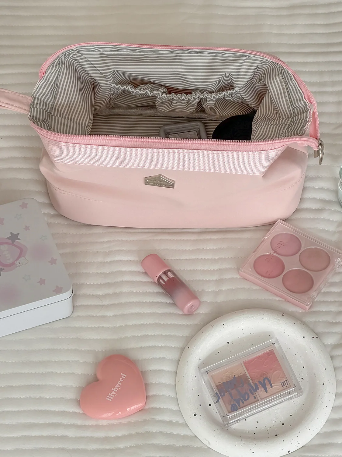 YT Große Kapazität Make-up-Tasche mit Weitem Einstieg, Schlicht und Stilvoll, Unterteiltes Design, Kosmetik-Aufbewahrungstasche, Toilettentasche – Detail 5