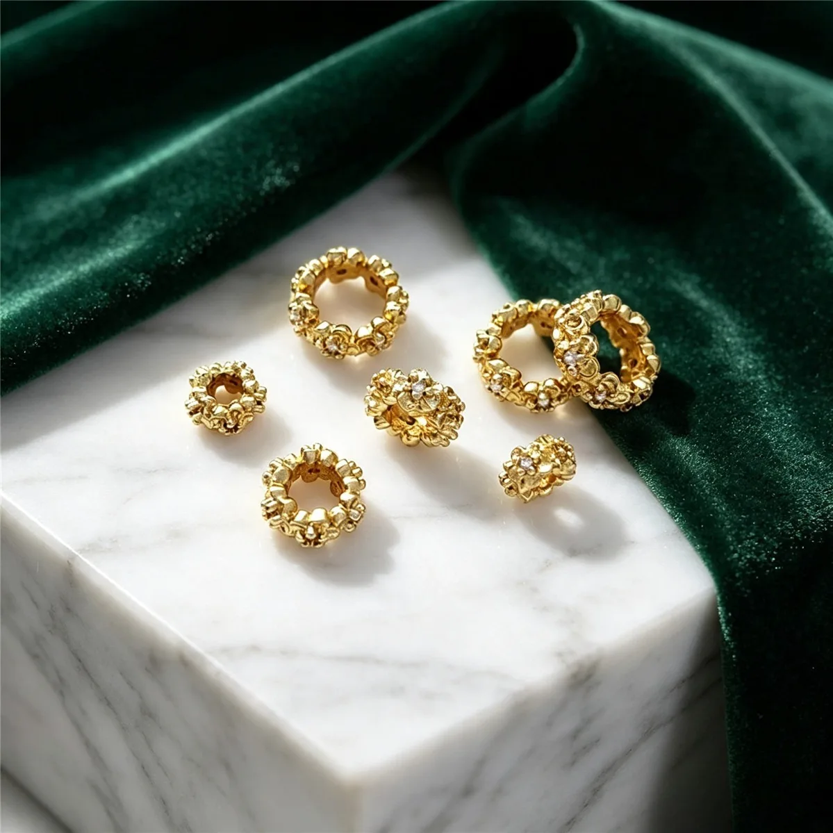 14K Gold-plated Zircon Wreath with Separated Beads, Flower Shaped Circular Ring Road, Handmade Beaded DIY Bracelet Accessories
