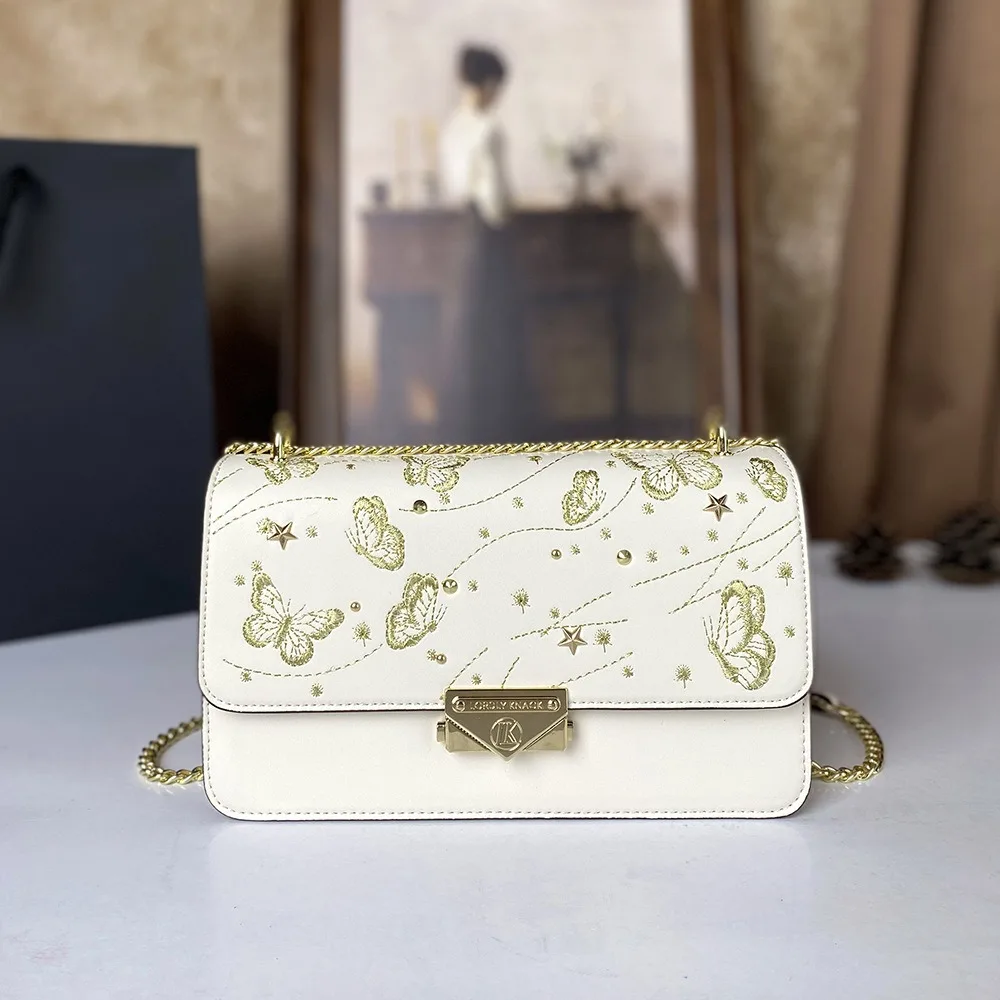 

Новая женская сумка 2026 года: простая сумка на цепочке, наплечная сумка, элегантная маленькая квадратная сумка-багет, кроссбоди для женщин