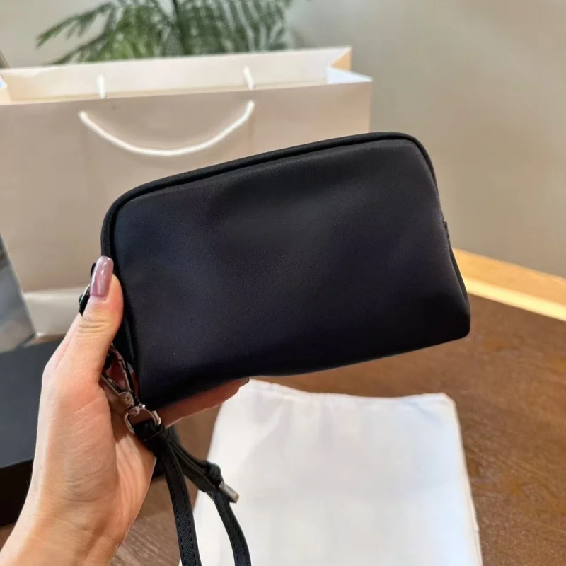 

Fashion Handbag Women's bags trend 2025 small and lovely waterproof fabric making practical Woman wallet purse clutch bag luxury