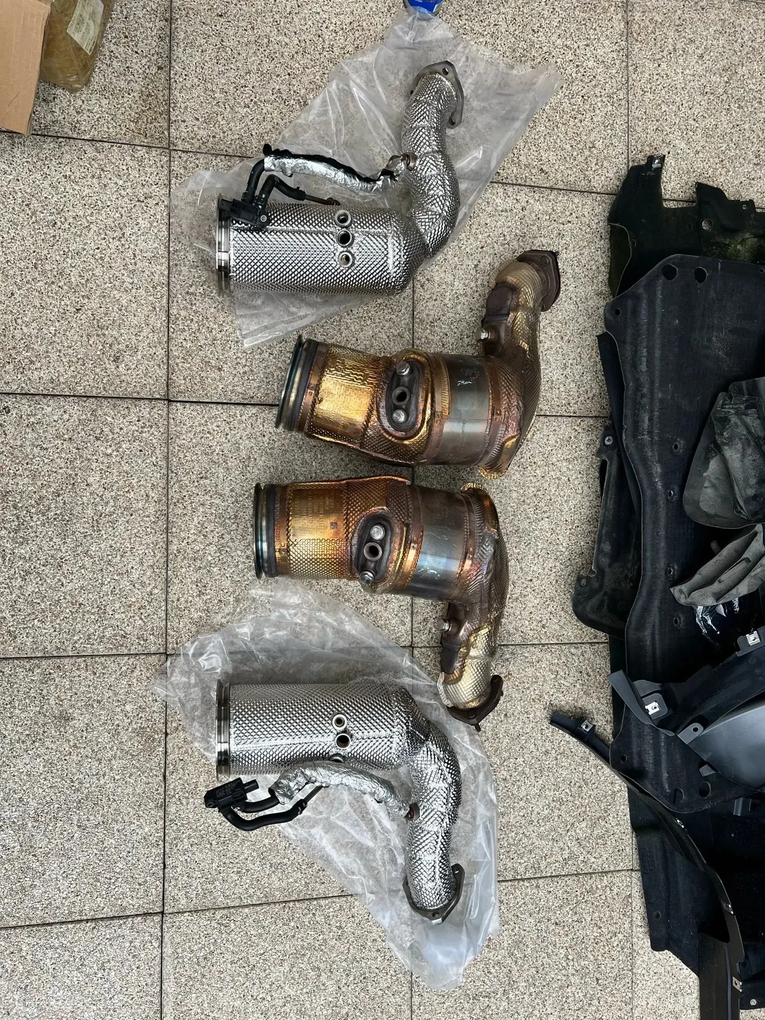 ACE Auspuffsysteme für Ferrari 458 488 3.9T Auspuff-Downpipe mit Hitzeschild Hochwertiges SUS304 Auspuffrohr Auto-Zubehör – Detail 11