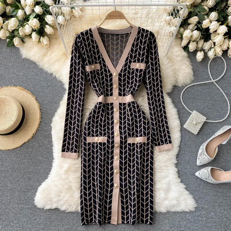 

2021 Plaid Knitted Dress Women Slim V-neck Long Sleeves Single Breasted Bodycon Dress Ladies Winter Thick Dresses 500g