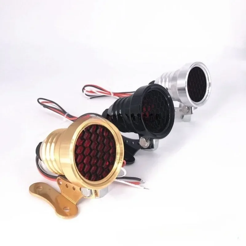

Hot selling new motorcycle taillights Harley Cruiser Crown Prince car modified retro universal taillights license plate brakes